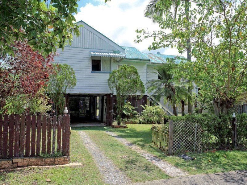 Photo - 27 Mannington Road, Acacia Ridge QLD 4110 - Image 3