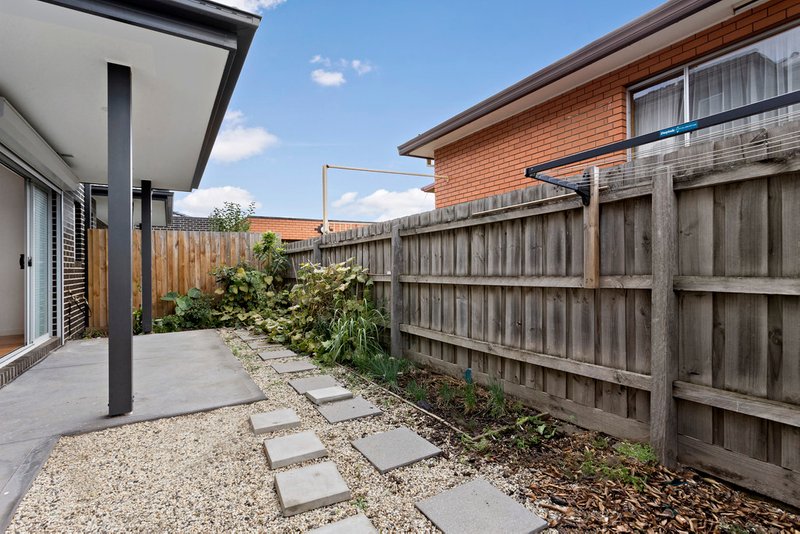 Photo - 2/7 Marcia Street, Thomastown VIC 3074 - Image 9