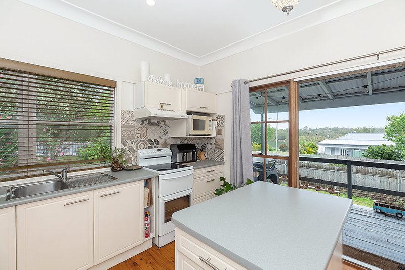 Photo - 27 Margaret Street, Fennell Bay NSW 2283 - Image 6