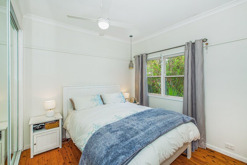 Photo - 27 Margaret Street, Fennell Bay NSW 2283 - Image 10