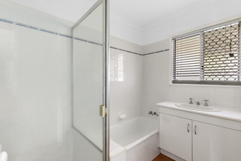 Photo - 27 Marina Street, Alexandra Hills QLD 4161 - Image 4