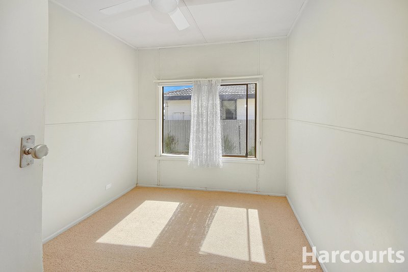 Photo - 27 Mathoura Street, Horsham VIC 3400 - Image 5