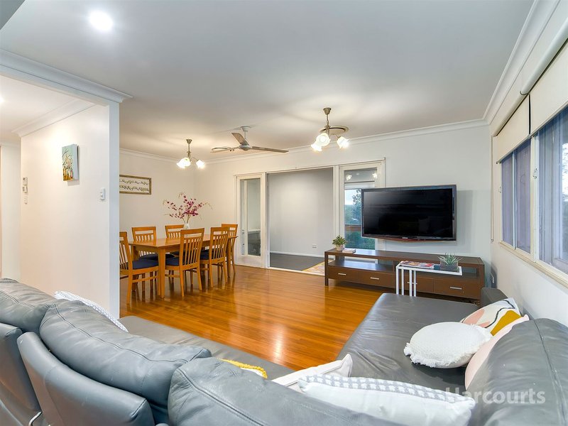 Photo - 27 Mayflower Street, Geebung QLD 4034 - Image 2