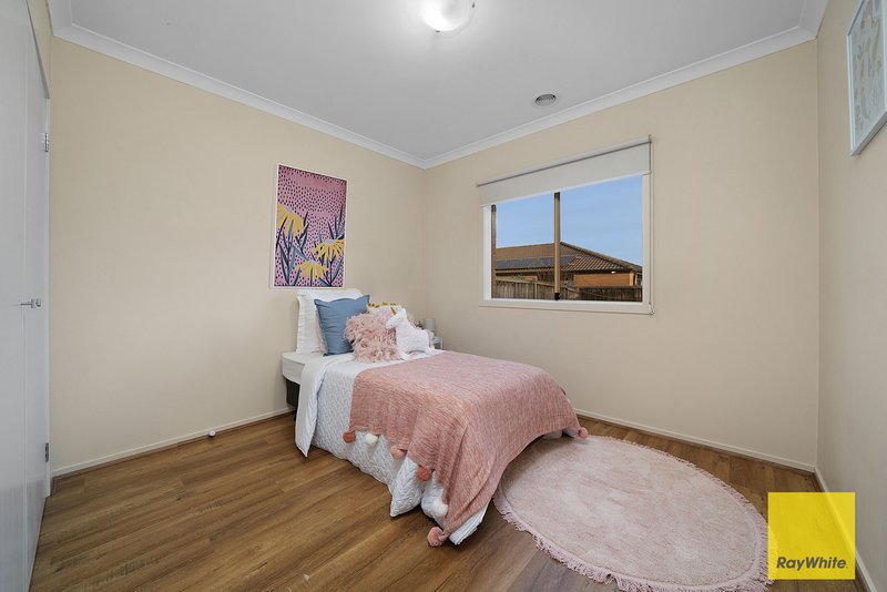 Photo - 27 Mazel Drive, Tarneit VIC 3029 - Image 15