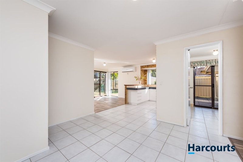 Photo - 27 Meadow Place, Quinns Rocks WA 6030 - Image 10