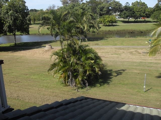 Photo - 2/7 Meadow Street, North Mackay QLD 4740 - Image 17