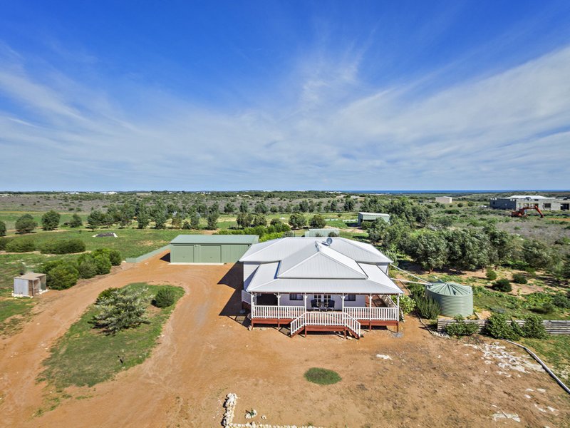 Photo - 27 Meadowcroft Street, Rudds Gully WA 6532 - Image 2