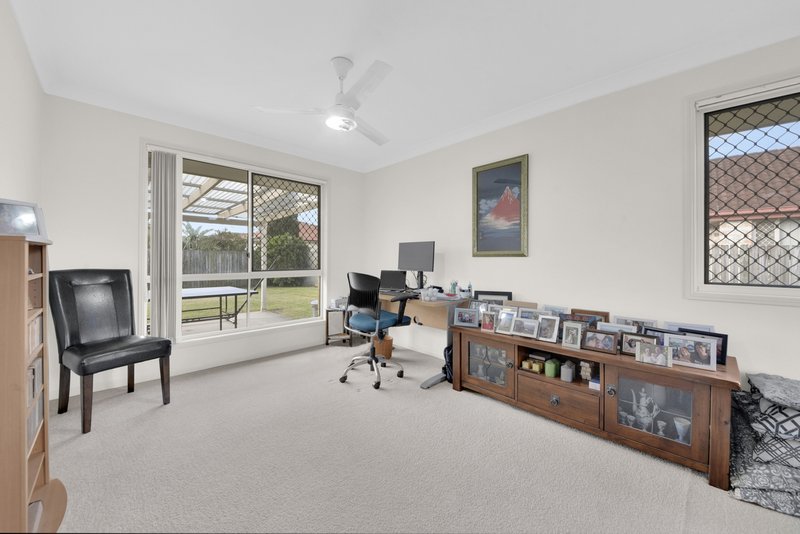 Photo - 27 Melvina Place, Bracken Ridge QLD 4017 - Image 15