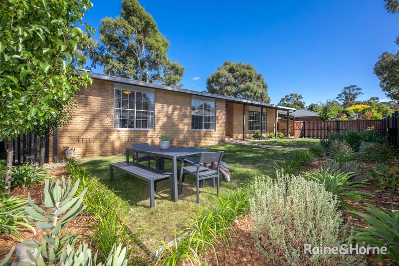 Photo - 27 Menzies Drive, Sunbury VIC 3429 - Image 20