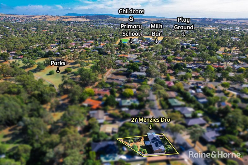 Photo - 27 Menzies Drive, Sunbury VIC 3429 - Image 21