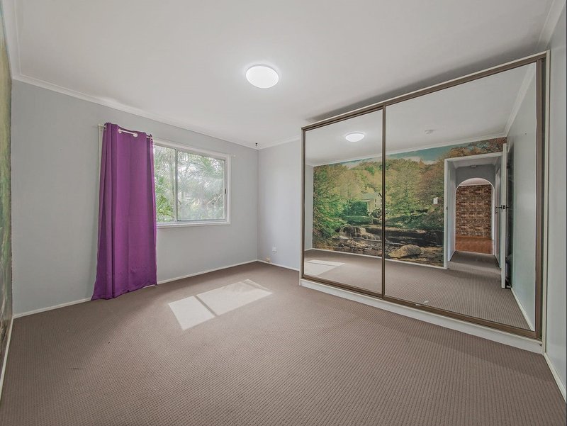 Photo - 27 Minoa Street, Woodridge QLD 4114 - Image 5