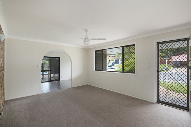 Photo - 27 Mirreen Drive, Tugun QLD 4224 - Image 4