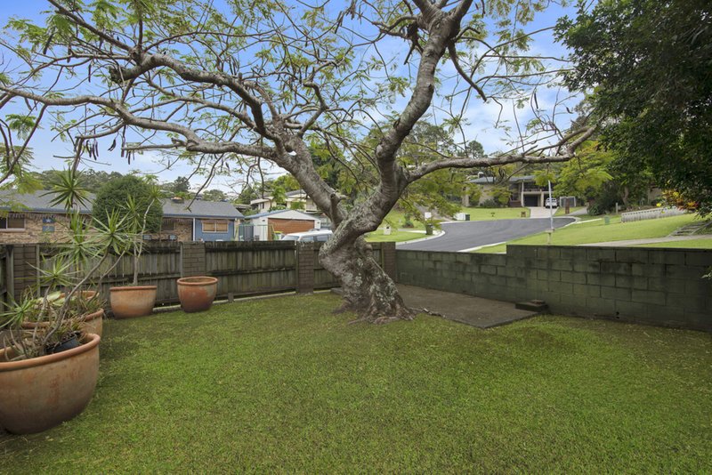 Photo - 27 Mirreen Drive, Tugun QLD 4224 - Image 11