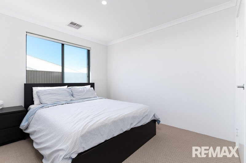 Photo - 27 Modernism Avenue, Alkimos WA 6038 - Image 18