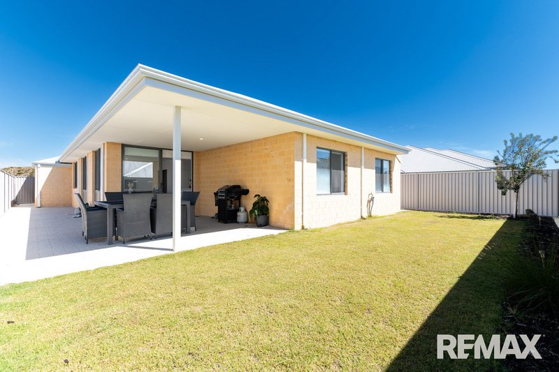 Photo - 27 Modernism Avenue, Alkimos WA 6038 - Image 28