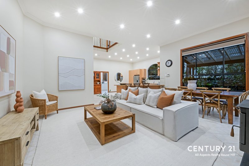 Photo - 27 Monarch Close, Rouse Hill NSW 2155 - Image 4