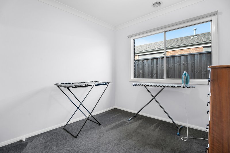 Photo - 27 Monica Way, Beaconsfield VIC 3807 - Image 13