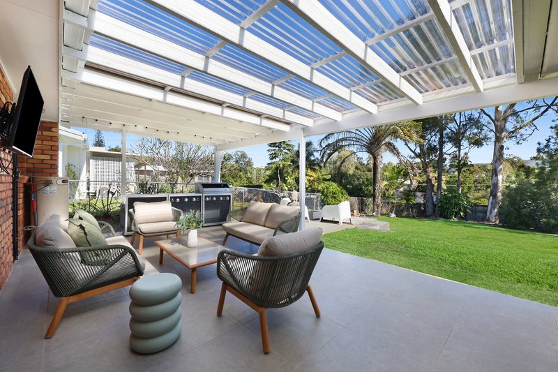 Photo - 27 Moonbeam Parade, Mudgeeraba QLD 4213 - Image 3