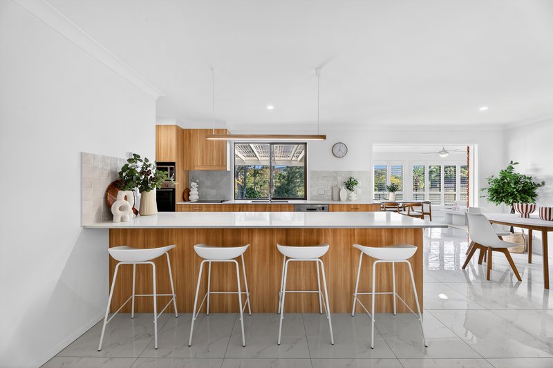 Photo - 27 Moonbeam Parade, Mudgeeraba QLD 4213 - Image 10
