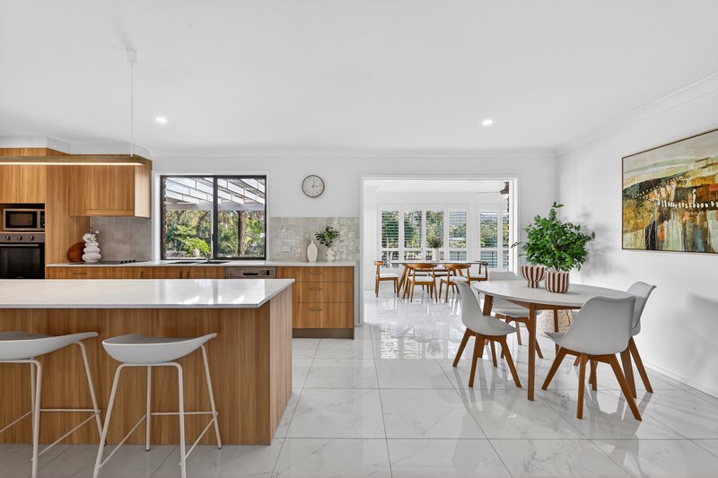 Photo - 27 Moonbeam Parade, Mudgeeraba QLD 4213 - Image 13
