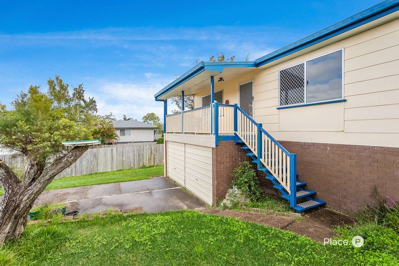 Photo - 27 Moonga Court, Clontarf QLD 4019 - Image 2