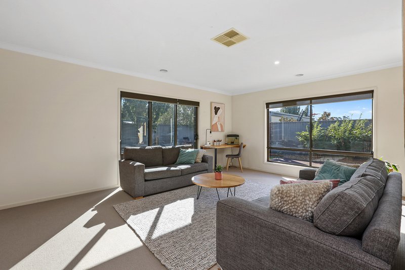 Photo - 27 Moorhen Drive, Lara VIC 3212 - Image 13