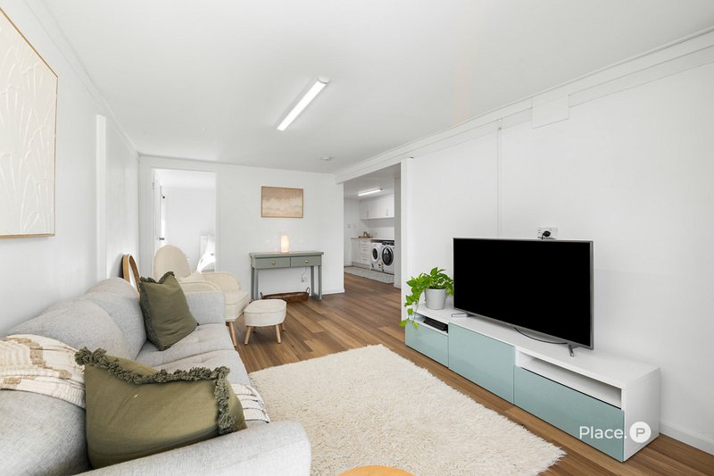 Photo - 27 Morden Road, Sunnybank Hills QLD 4109 - Image 16