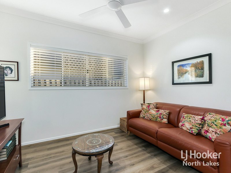 Photo - 27 Morfontaine Street, North Lakes QLD 4509 - Image 7