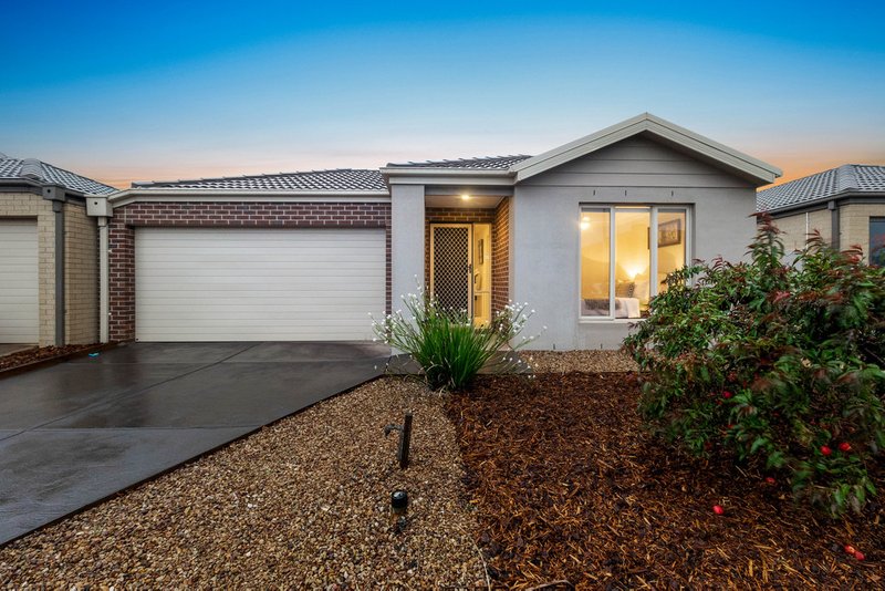 27 Morgan Crescent, Werribee VIC 3030