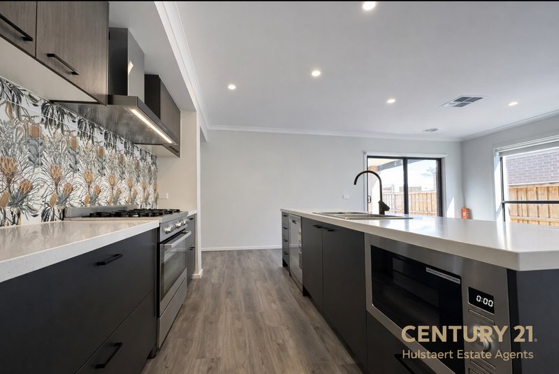 Photo - 27 Morningside Circuit, Armstrong Creek VIC 3217 - Image 6