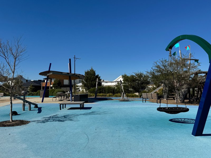 Photo - 27 Morningside Circuit, Armstrong Creek VIC 3217 - Image 13