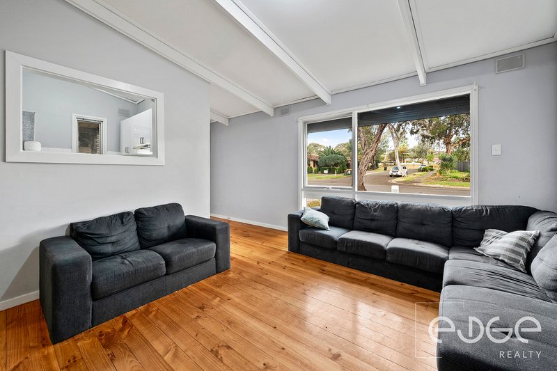 Photo - 27 Mostyn Crescent, Salisbury East SA 5109 - Image 2