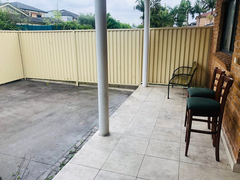 Photo - 27 Mount Avenue, Roselands NSW 2196 - Image 17