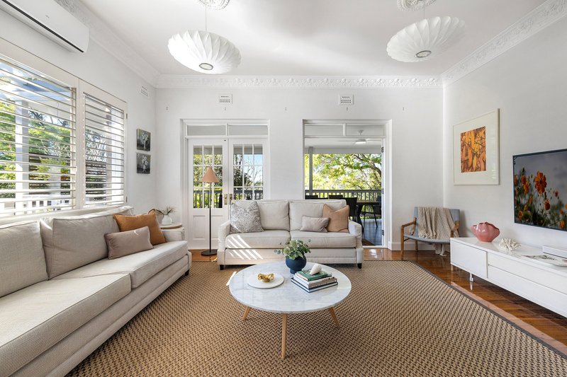 Photo - 27 Mount Pleasant Avenue, Normanhurst NSW 2076 - Image 4