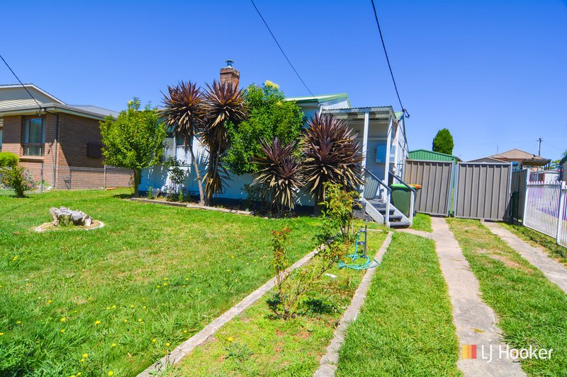 27 Musket Parade, Lithgow NSW 2790