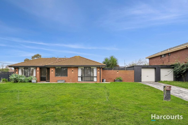 Photo - 27 Nanworen Crescent, Bell Park VIC 3215 - Image 6