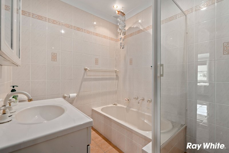 Photo - 27 Narrabri Street, Quakers Hill NSW 2763 - Image 9