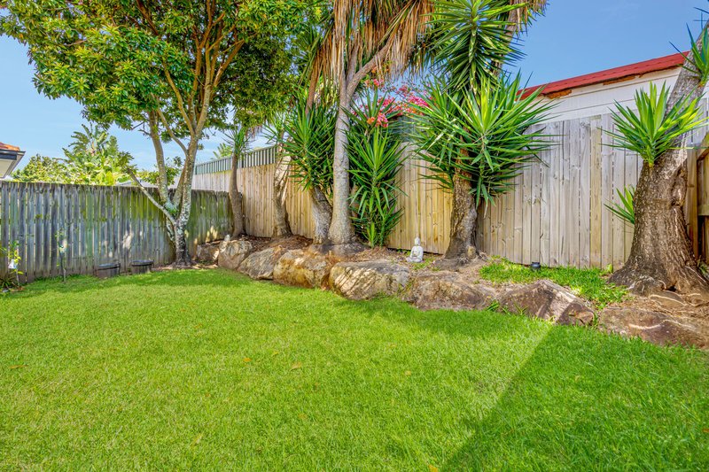 Photo - 2/7 Nev Close, Wishart QLD 4122 - Image 14