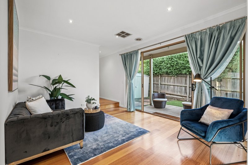 Photo - 2/7 Newbigin Street, Burwood VIC 3125 - Image 7