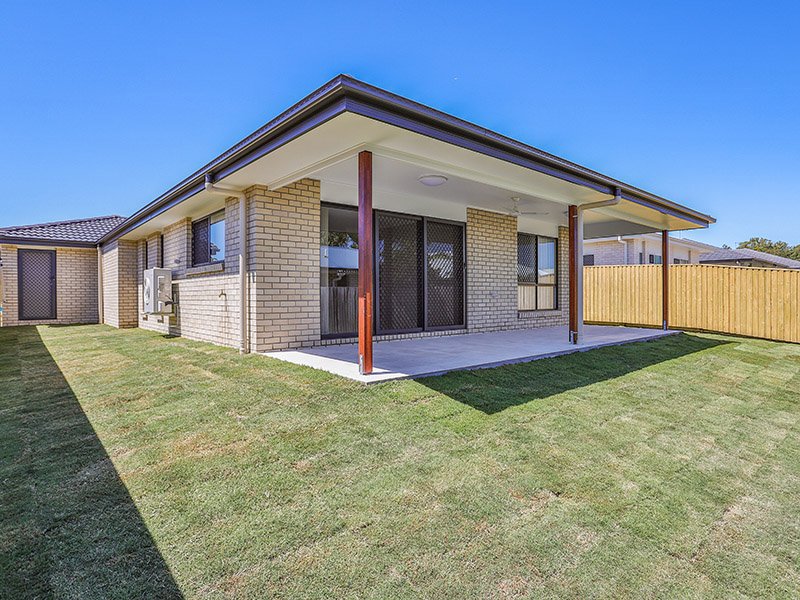 Photo - 27 Newell Street, Ningi QLD 4511 - Image 3