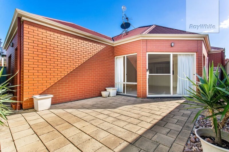 Photo - 27 Newland Way, Mawson Lakes SA 5095 - Image 7