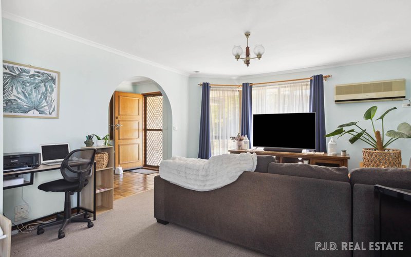 Photo - 27 Norfolk Avenue, Victor Harbor SA 5211 - Image 8