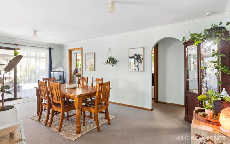 Photo - 27 Norfolk Avenue, Victor Harbor SA 5211 - Image 12