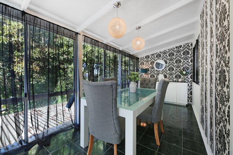 Photo - 27 North Road, Lower Beechmont QLD 4211 - Image 11
