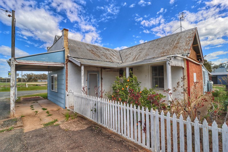 27 Northcote Street, Greenethorpe NSW 2809