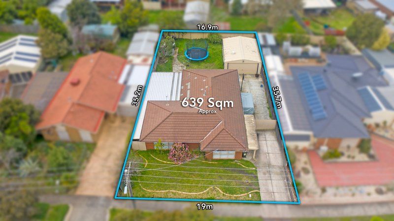 27 Northleigh Avenue, Craigieburn VIC 3064