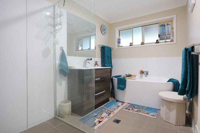 Photo - 27 Numbat Court, Coombabah QLD 4216 - Image 17
