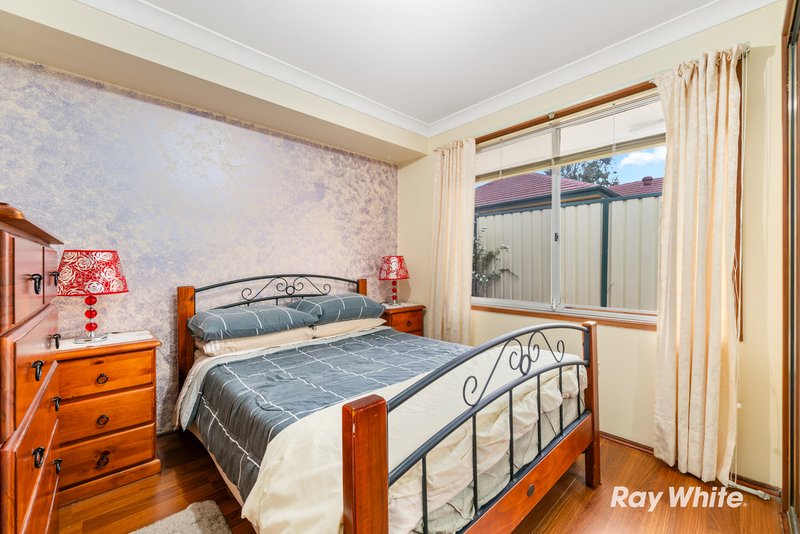 Photo - 27 Oaktree Grove, Prospect NSW 2148 - Image 6