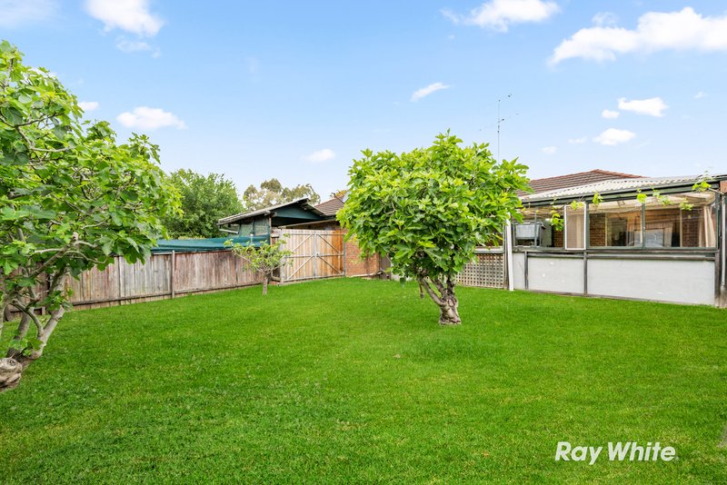 Photo - 27 Oaktree Grove, Prospect NSW 2148 - Image 8