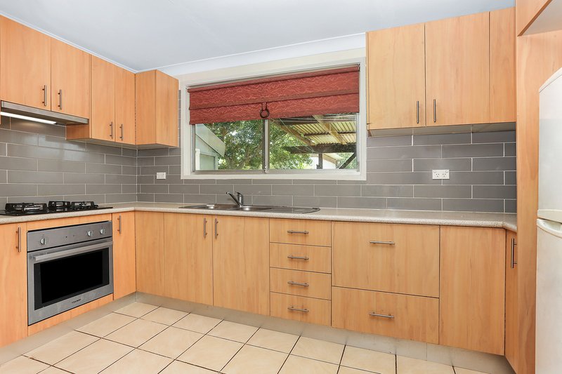 Photo - 27 Oatlands Street, Wentworthville NSW 2145 - Image 3